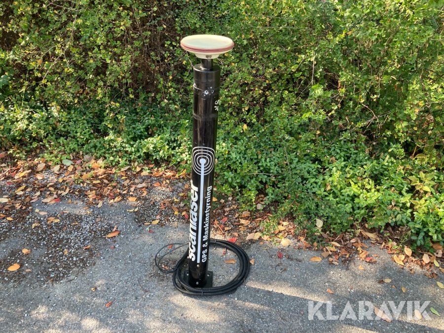 Mast Leica med tallrik