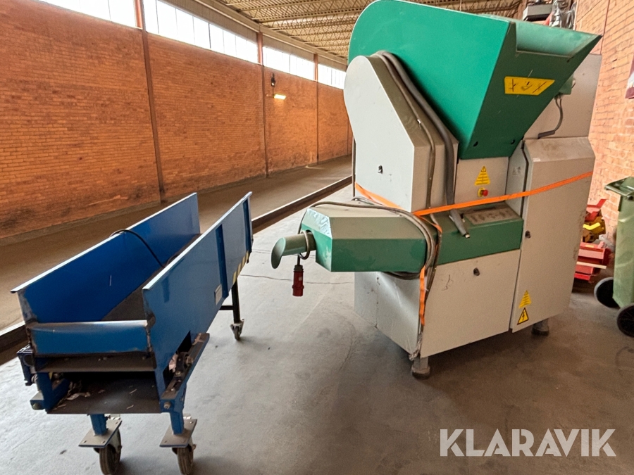 Sekretesskvarn Pöttinger MB 085 med transportband