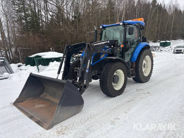 Traktor New Holland TD5.85 med redskap och lastare