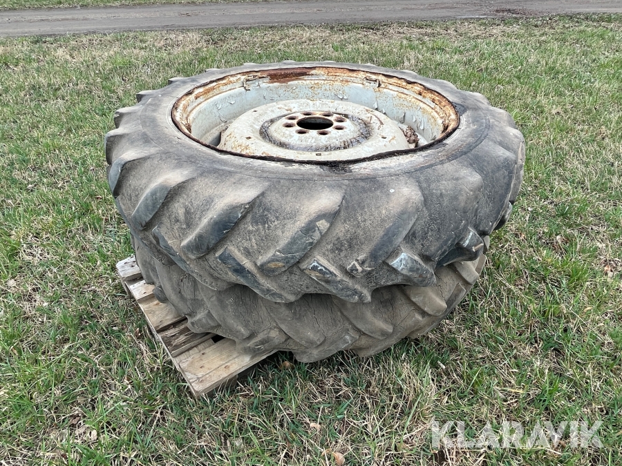 Traktordäck med fälg Michelin Bibagrip