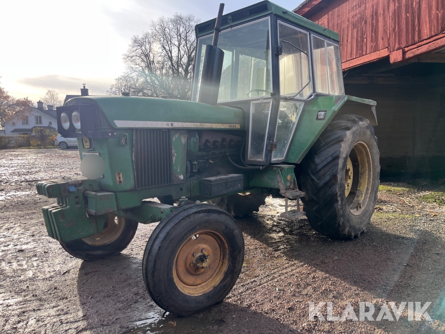 Traktor John Deere 3130