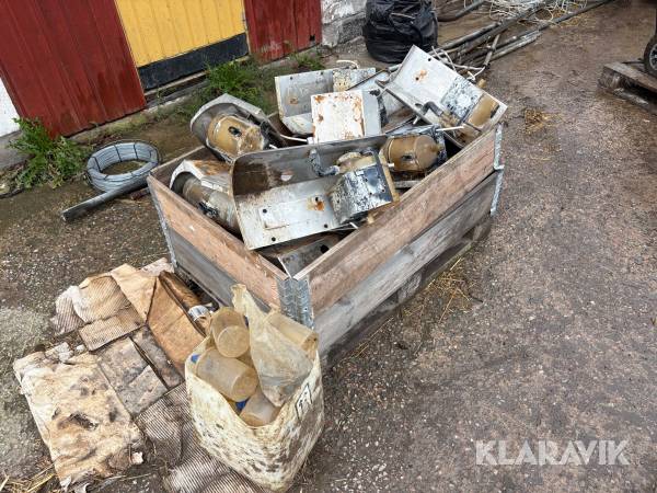 Mjölkmätare med provutrusning