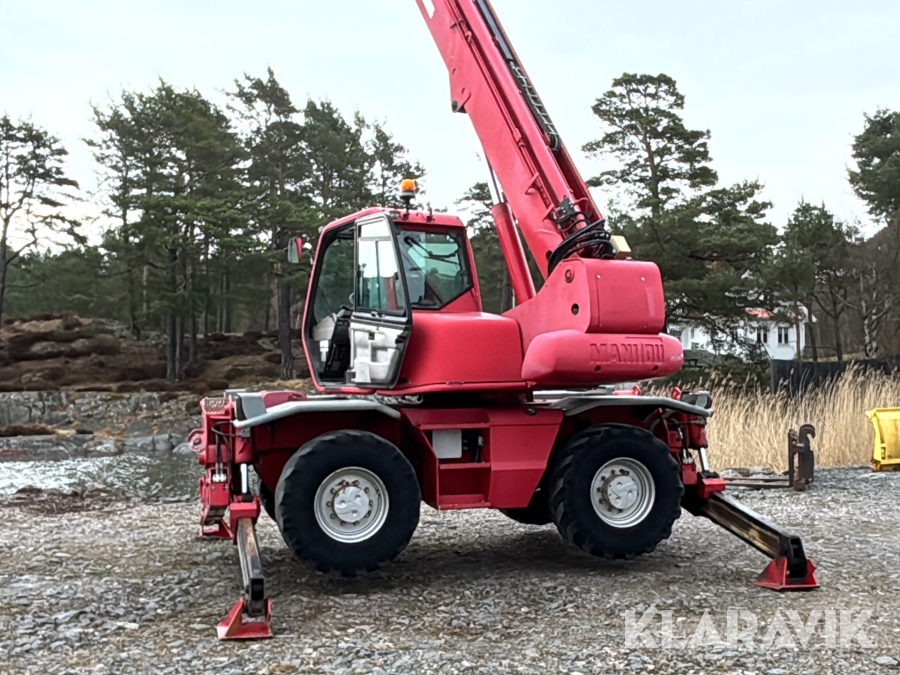Teleskoplastare Manitou Mrt 1542M 360 med Gaffelställ och fjärrstyrd personalkorg