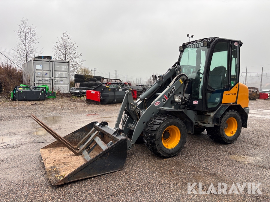 Hjullastare GIANT V452T HD med vinterredskap