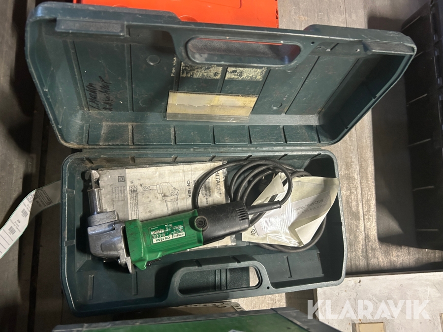 Plåtnibblare Hitachi CN 16SA