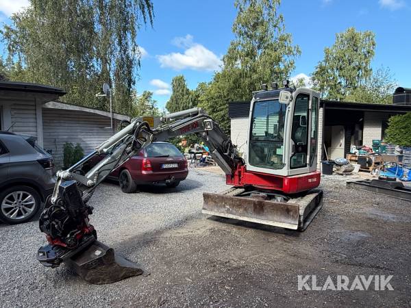 Grävmaskin Take-Job TB138 med tiltrotator och redskap