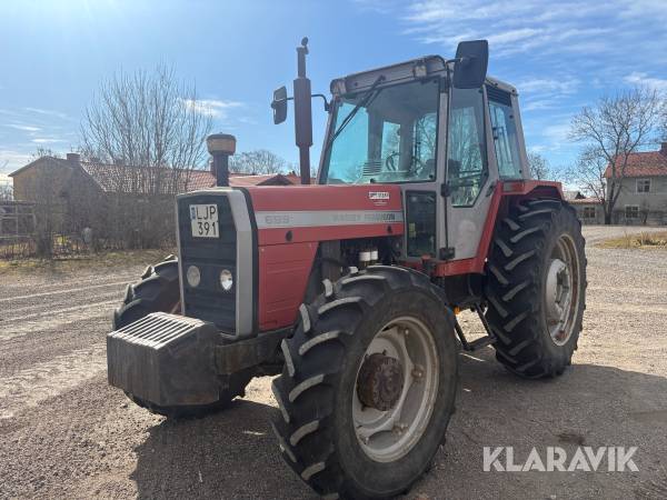 Traktor Massey Ferguson 699