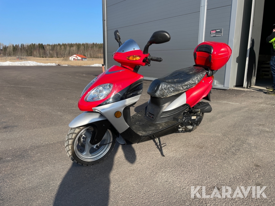 Moped Yiben YB50QT-15