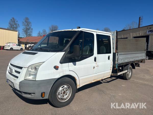 Pickup Ford Transit med dubbelhytt