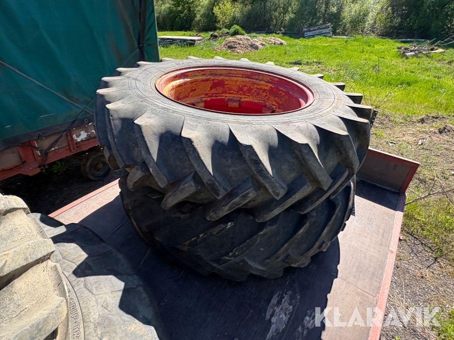 Lantbruksdäck till Volvo bm 500 Barum 16.9/14-34