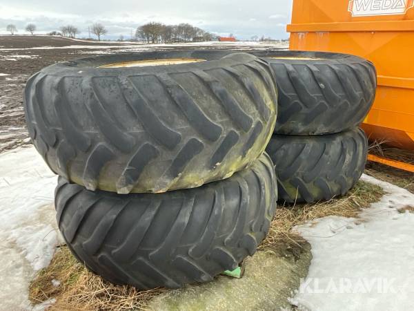 Däck med fälg Trelleborg Twin 650/65-30,5