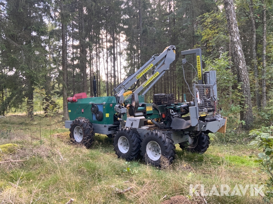 Bärare BJM Kotten 6WD med Skogsolle-aggregat