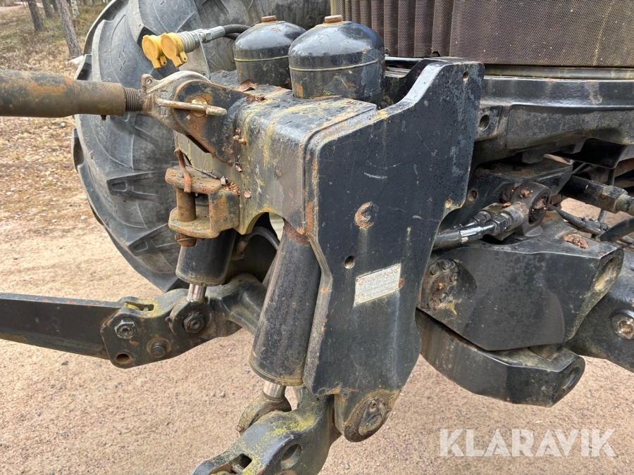 Traktor New Holland T8050, Torsby, Klaravik auktioner