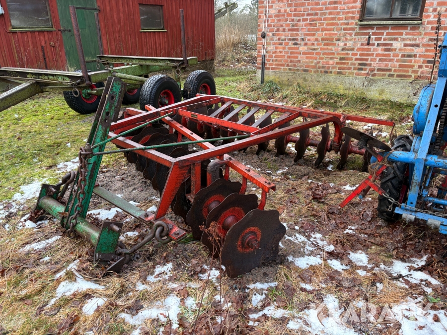 Tallriksharv Kverneland Skålsvans