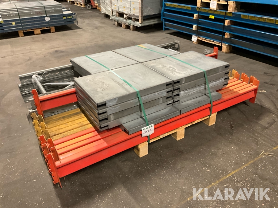 Pallställ med hyllplan City