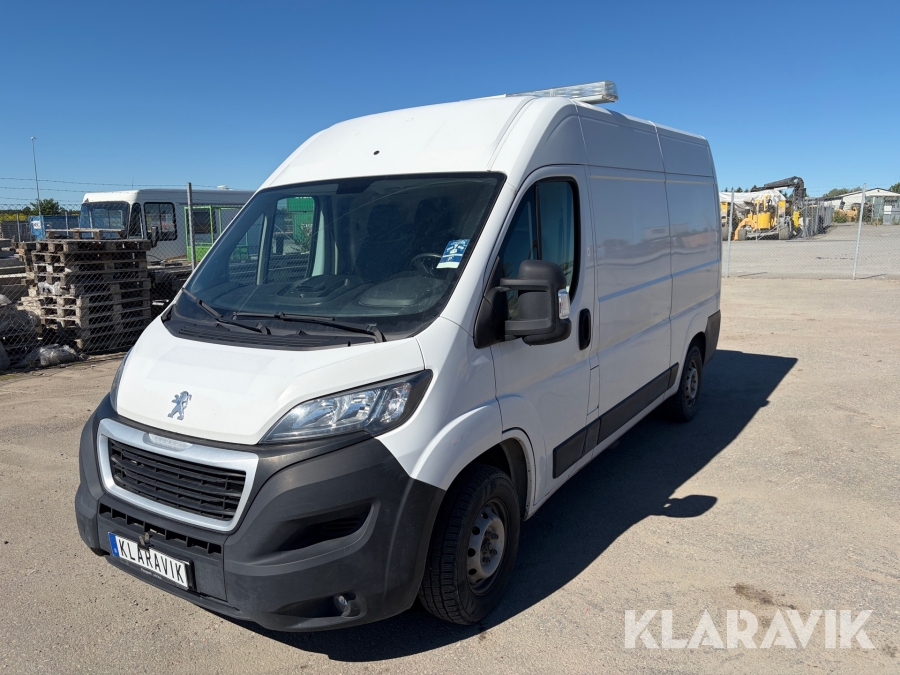 Skåpbil Peugeot Boxer Van 335 Fylld med Verktyg och förvaring