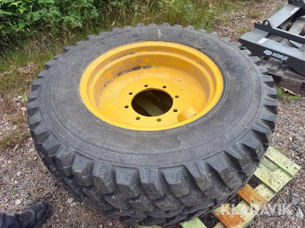 Entrepenaddäck Nokian TRI 2 420/65R24 1 st