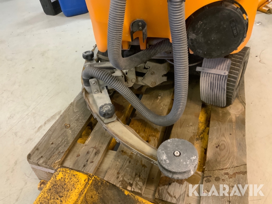 Skurmaskin Taski Swingo 3500, Södertälje, Klaravik auktioner