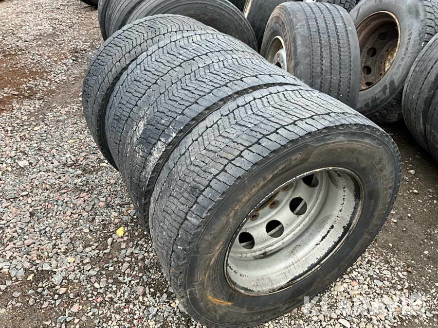 Lastbilsdäck Michelin 315/60R22,5 4st