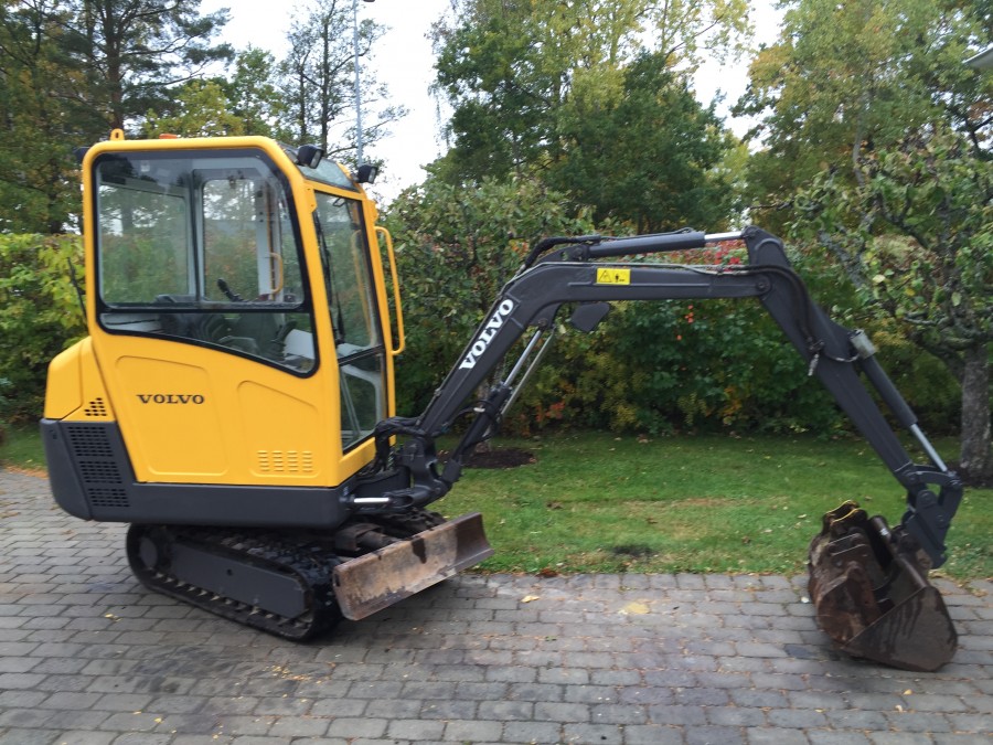 Volvo EC15 B