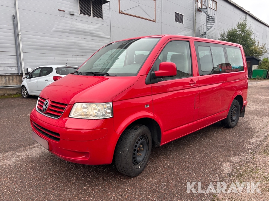 Minibuss Volkswagen Transporter T5 Caravelle 1.9TDI