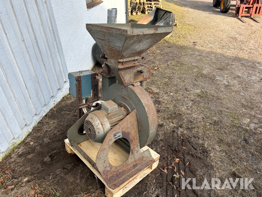 Foderkvarn Skjold BM24F2