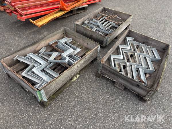 Diverse Vangstycke / Trappsteg - Galvade