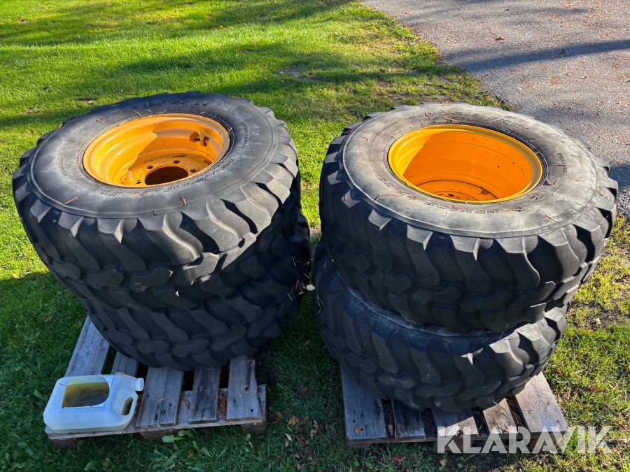 Entreprenaddäck Dunlop SP T9 4 st