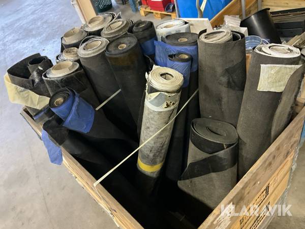 Takpapp och underlagsduk ca 18 st rullar