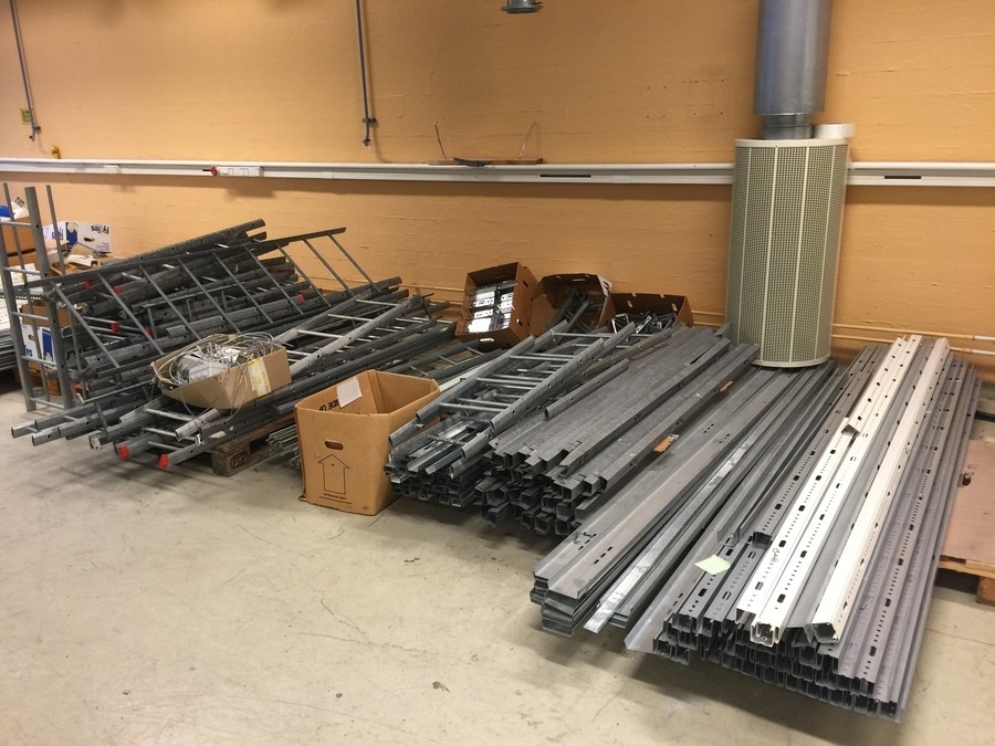 Parti med Kabelskenor Konsoller för el / industri