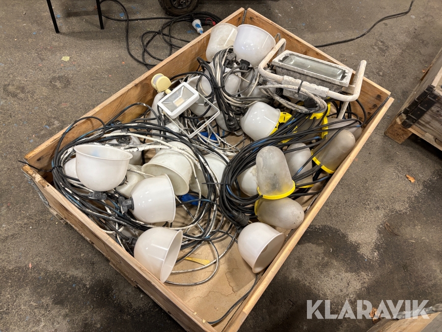 Pall med blandad belysning