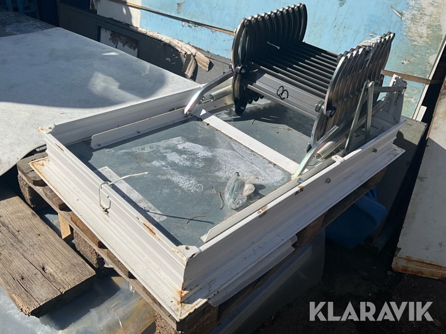 Vindslucka Fakro 1250x 750mm