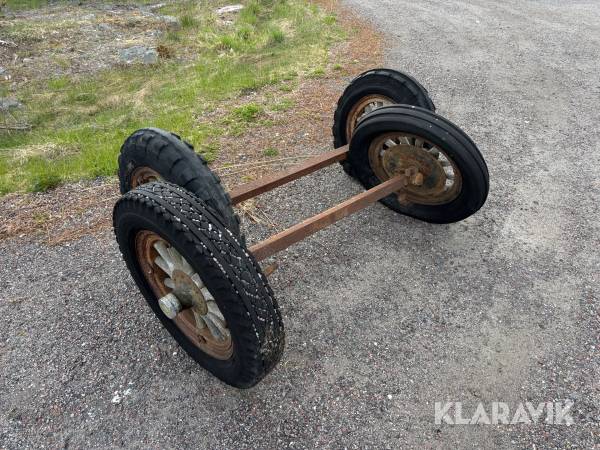Axlar med hjul 2st