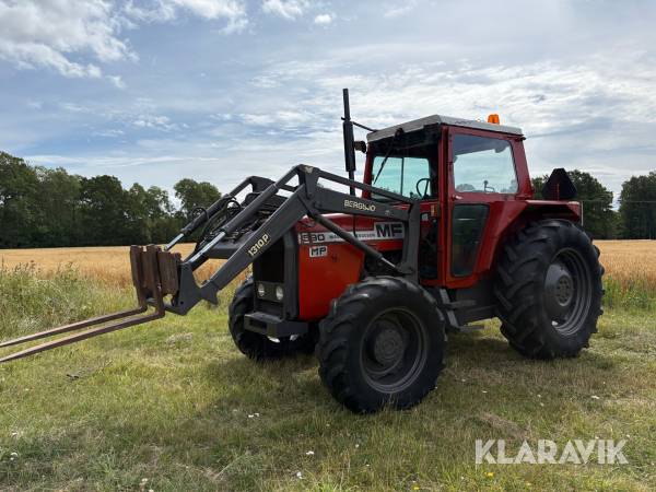 Traktor Massey Ferguson 509 med lastare och redskap