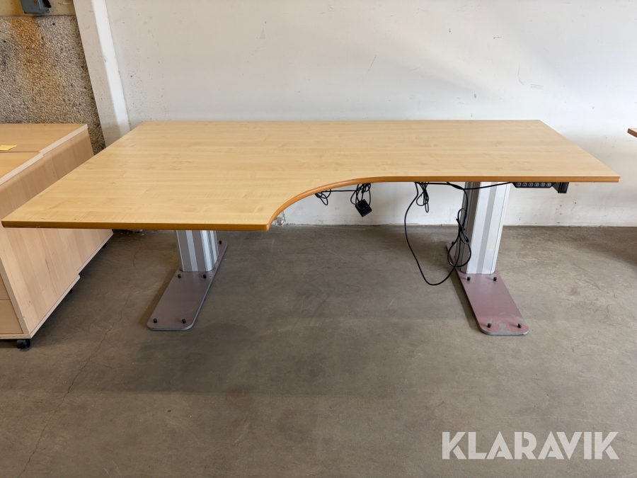 Höj och sänkbart Skrivbord