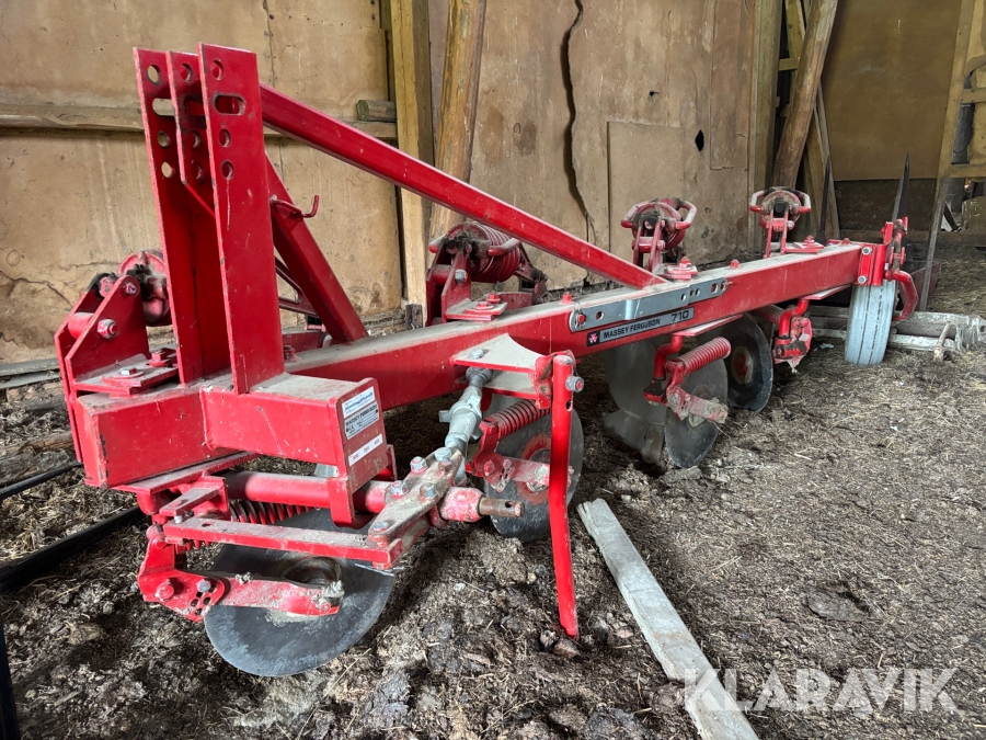 4-skärig plog Massey Ferguson 710-4AX
