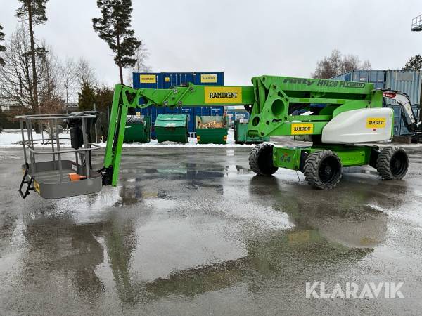 Vikbomslift Nifty HR 28 HYBRID 4x4