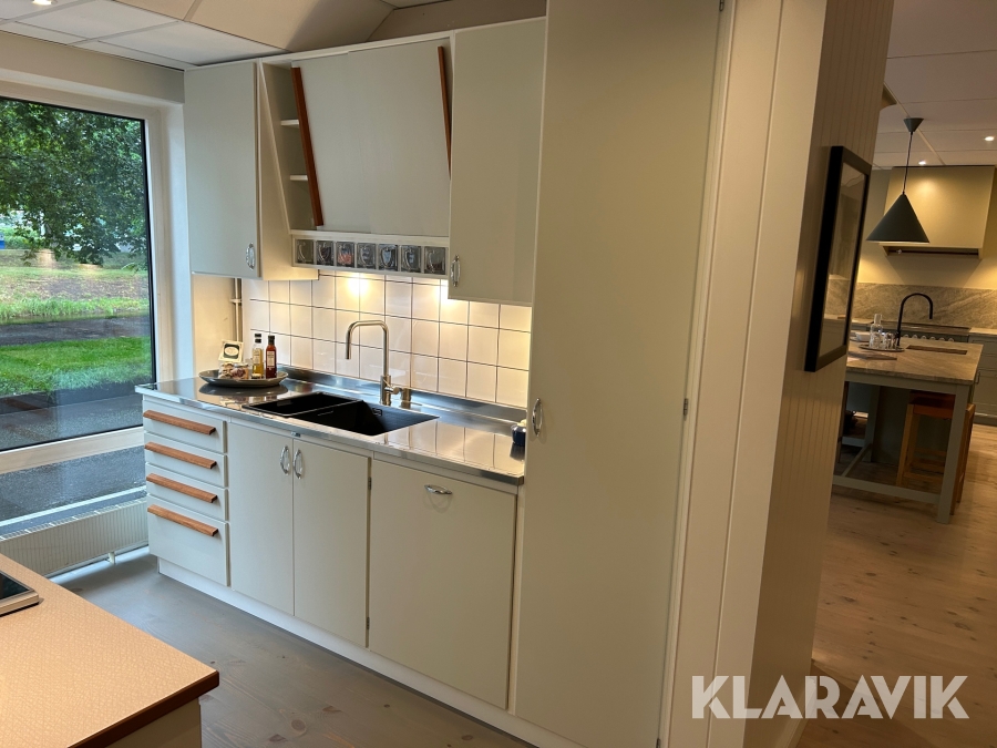 Kök Kvänum Retro Banér med vitvaror