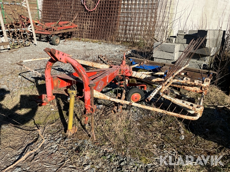 Strängläggare/hövändare Kuhn GA 280 SP