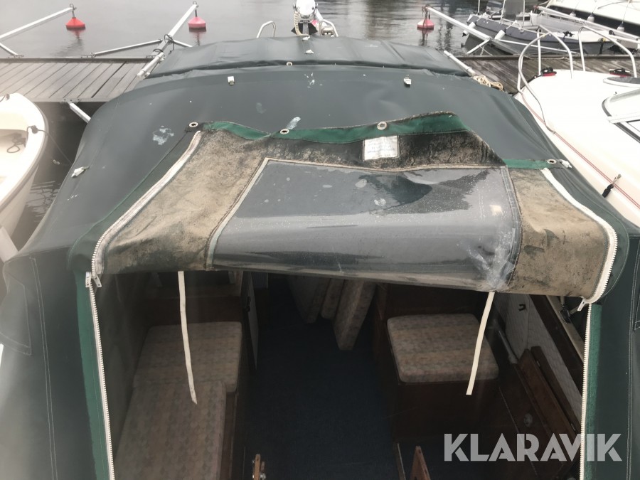 Klaravik Auktioner | Motorbåt Uttern 690