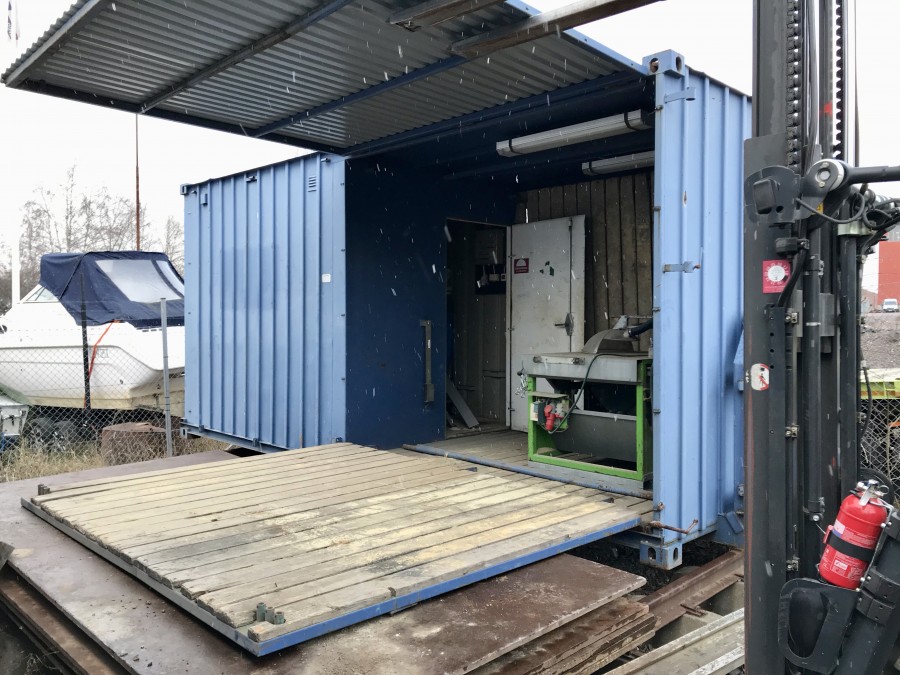 Sågstation m förråd / Lastväxlarcontainer