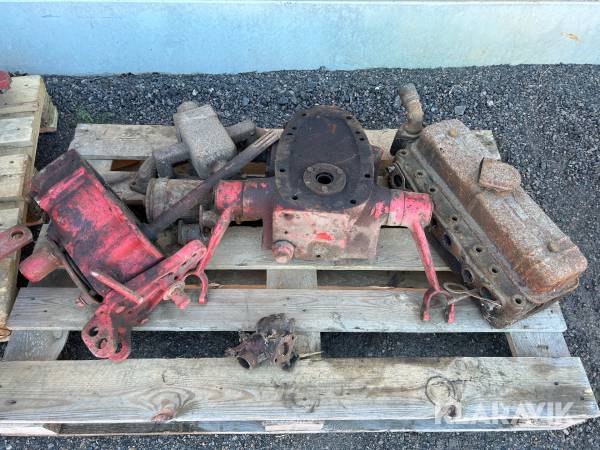 Reservdelar till Volvo T24