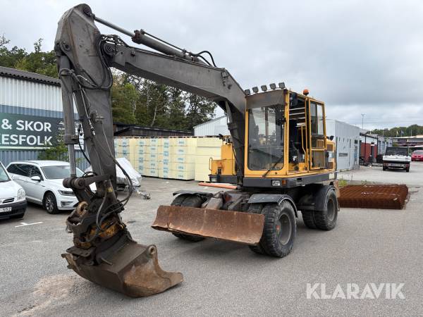 Grävmaskin Åkerman EW130C med tiltrotator