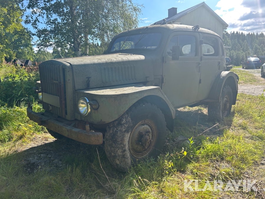 Radiopersonterrängbil Volvo 915 Sugga