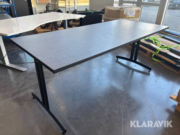 Kontorsbord Aj produkter