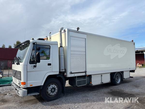 Lastbil Volvo FL10