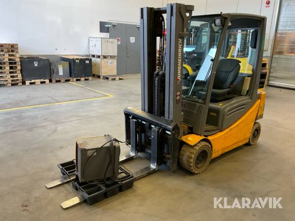 Truck Jungheinrich EFG320