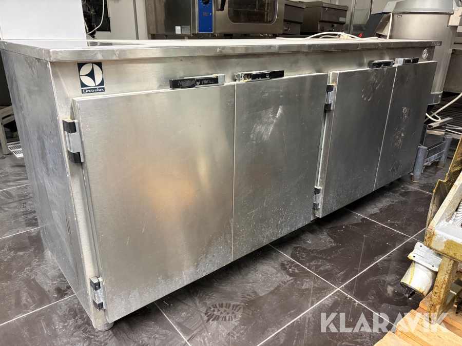Kylbänksskåp Electrolux