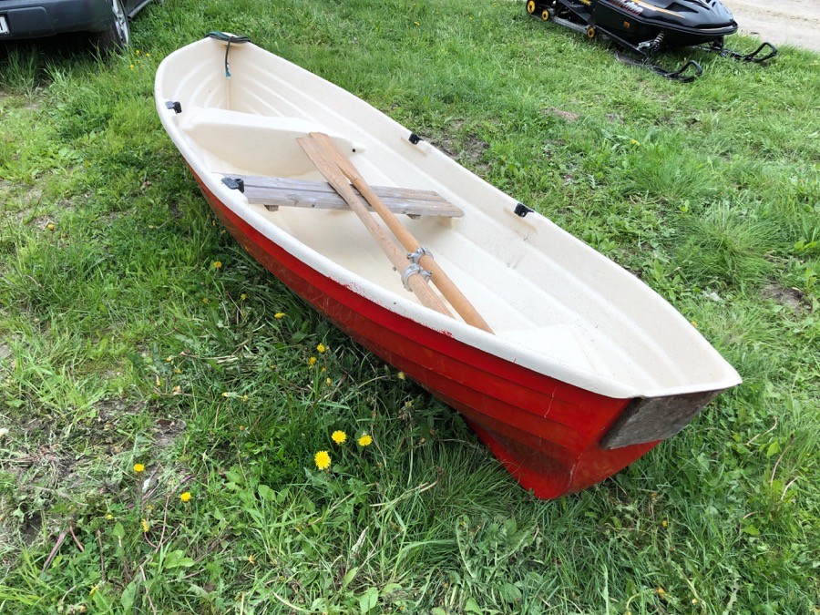 Forsbåt, Roddbåt med åror