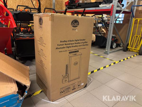 Digital Smoker Bzadley